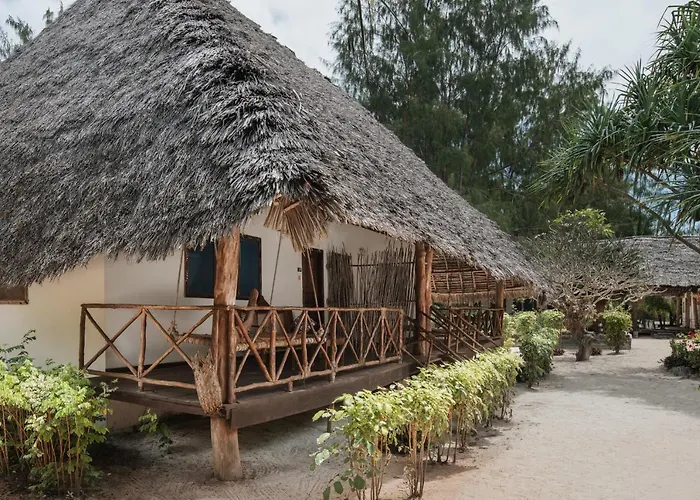 Hakuna Majiwe Beach Lodge
