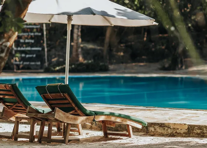 Hakuna Majiwe Beach Lodge